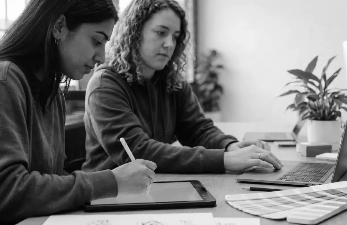 Looking for a Graphic Design Agency in Dandenong? Read This Before You Hire Anyone